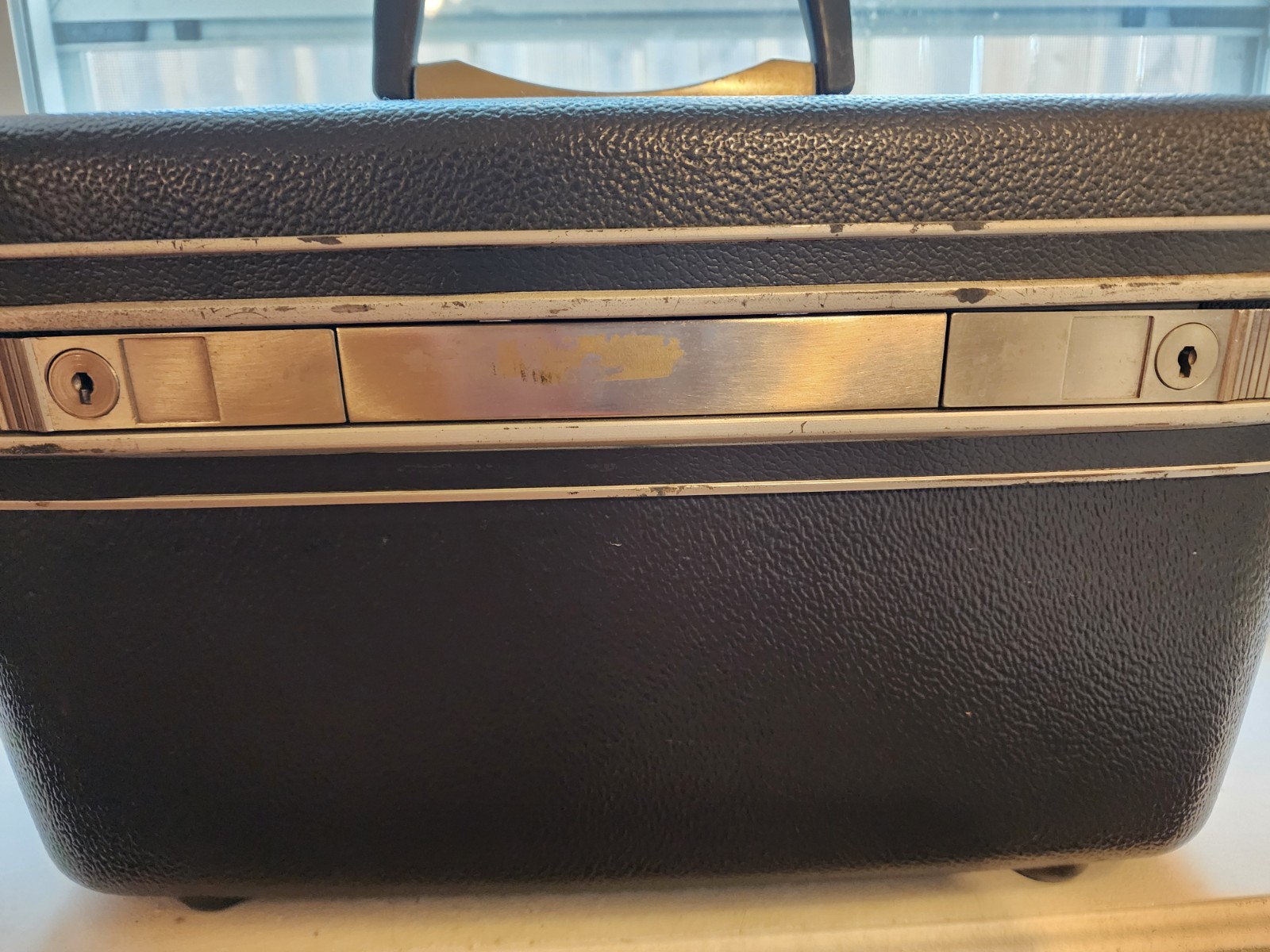 Vtg 1960s Samsonite Silhouette Gray Hard-Shell Vanity Train Case Orig Keys Tray
