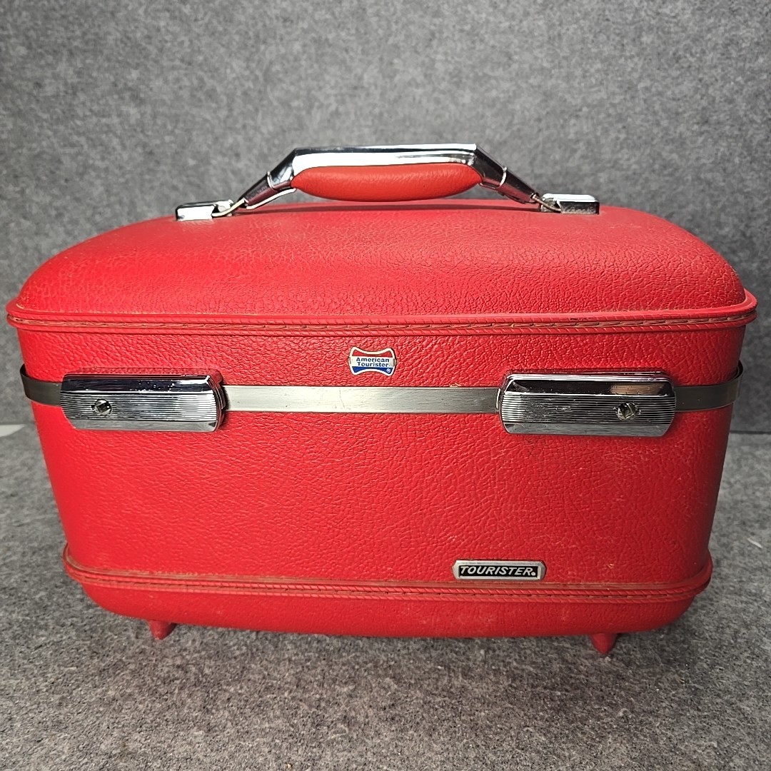 Vintage American Tourister “Tiara” Red Makeup Luggage Toiletry Case With Tray