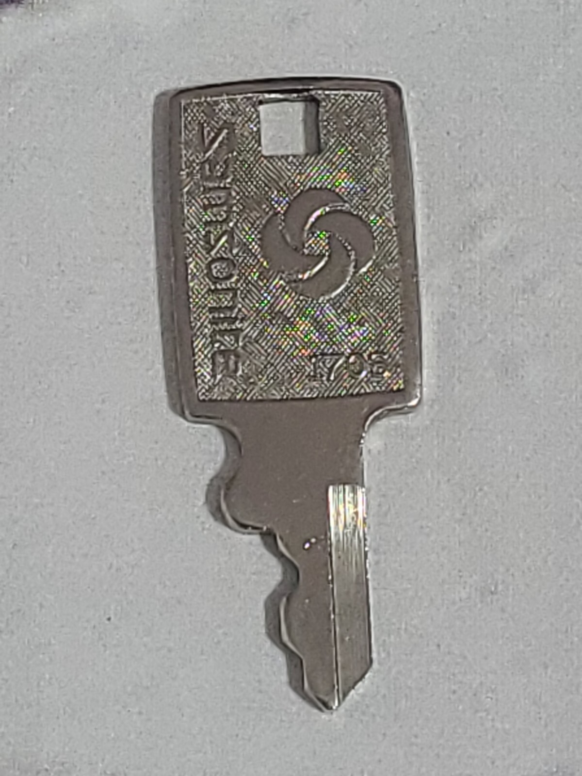 Samsonite Luggage Key 170S Replacement For Drawbolt Latches Suitcase Key Vintage
