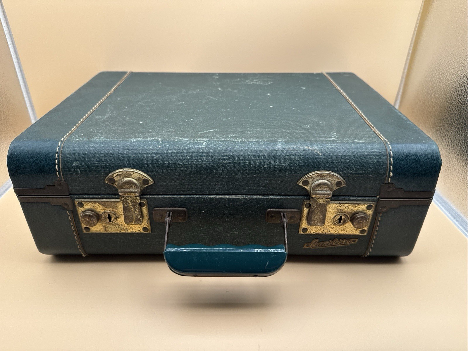 VTG Green Hard-Sided Suitcase Luggage w/ Satin Lining & Garment Bars 1940s–50s