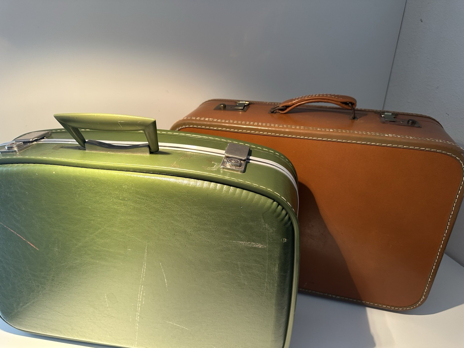 “Mid-Century Retro Suitcase Pair – Green & Tan Hard Shell Luggage set Decor”