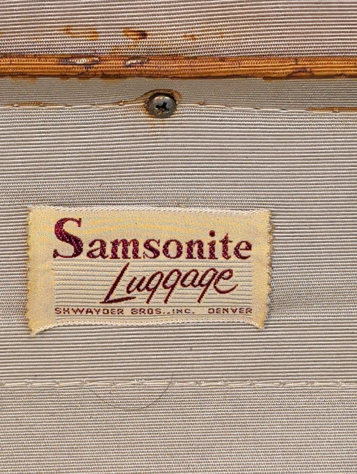 Vintage Samsonite Faux Alligator Suitcase Luggage Mid Century Brass 26×19.5×9″