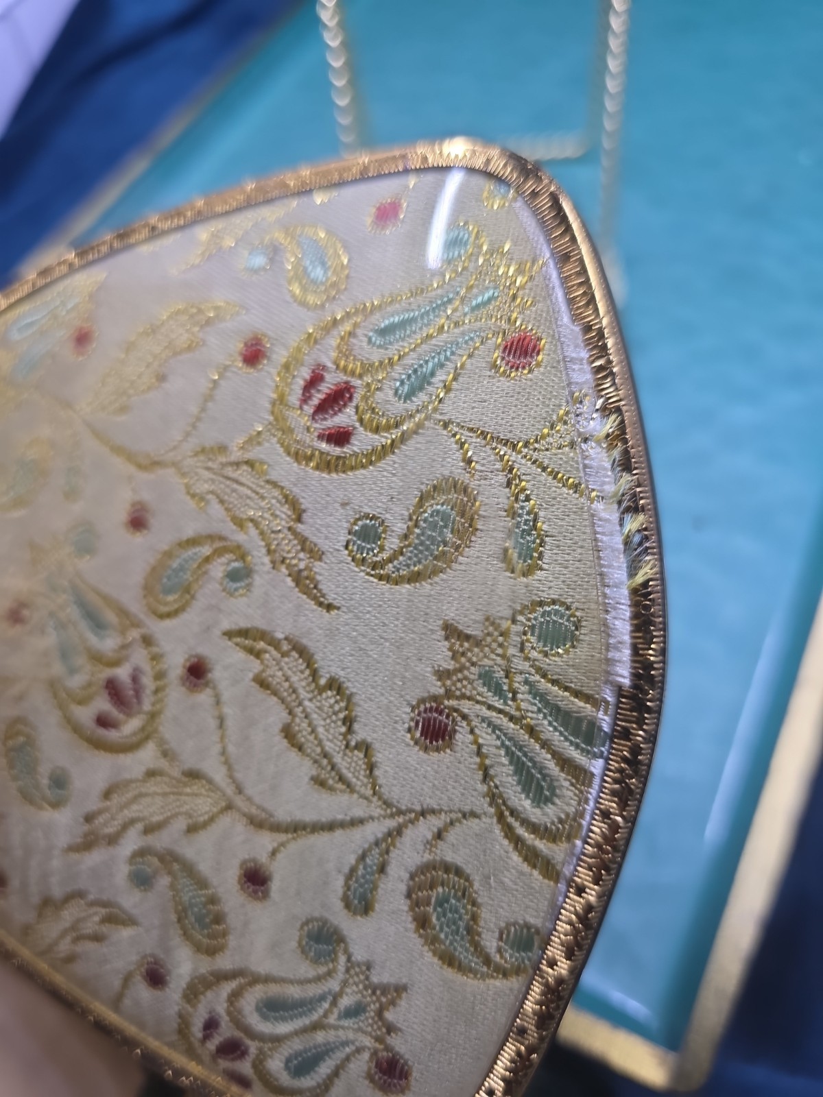 Green Leather Coronet Case with Embroidered Pattern Set
