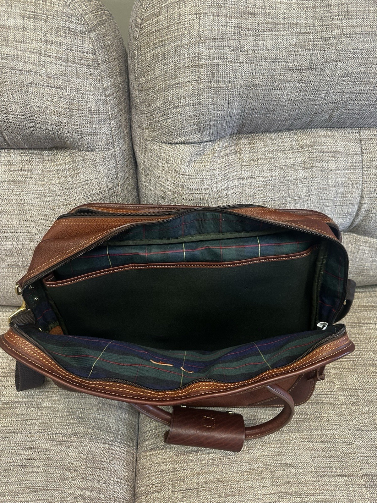 Orvis Bullhide Extra Capacity Briefcase Used