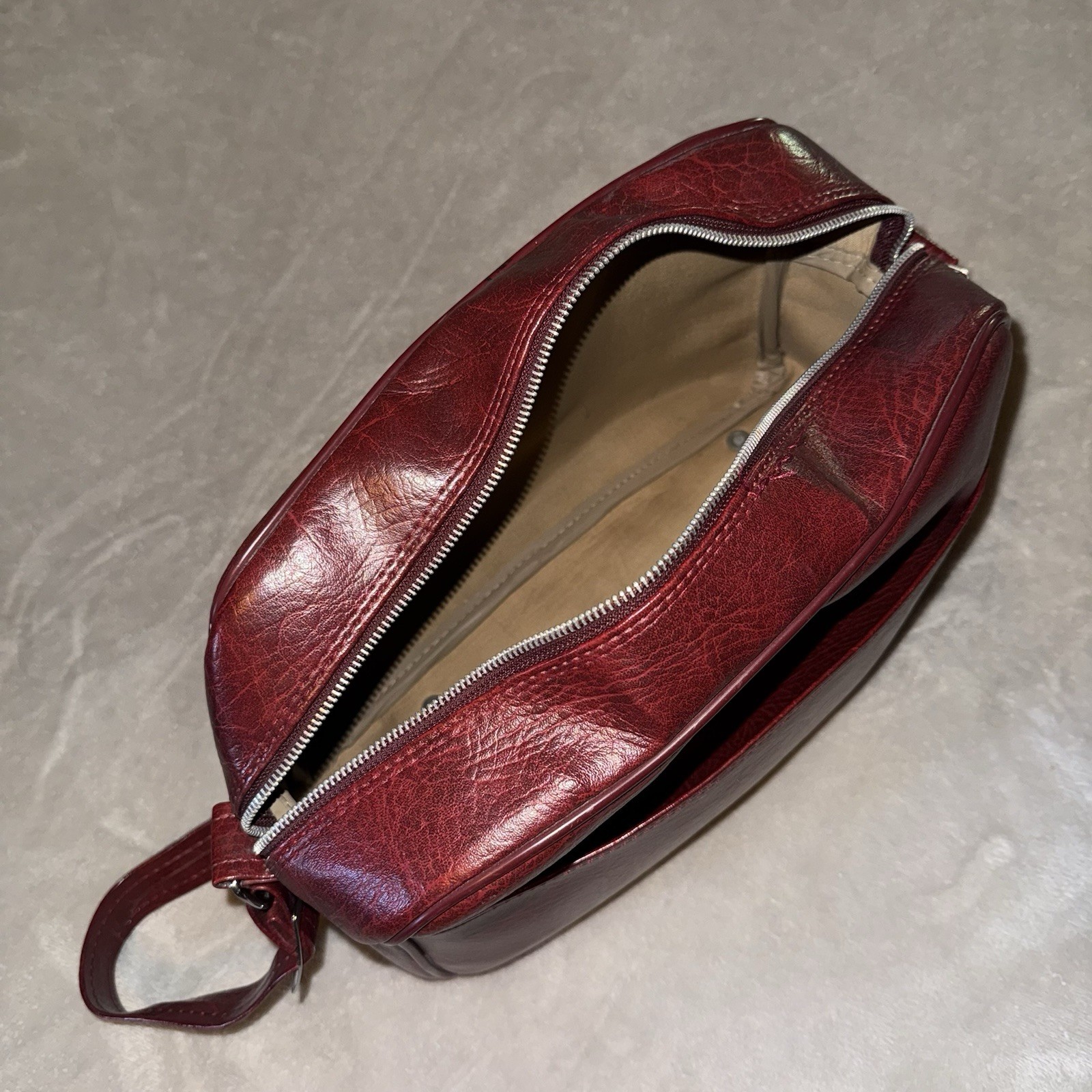 Trojan Luggage Vintage Burgundy Adjustable Shoulder Travel Bag Carry On 14x9x6″