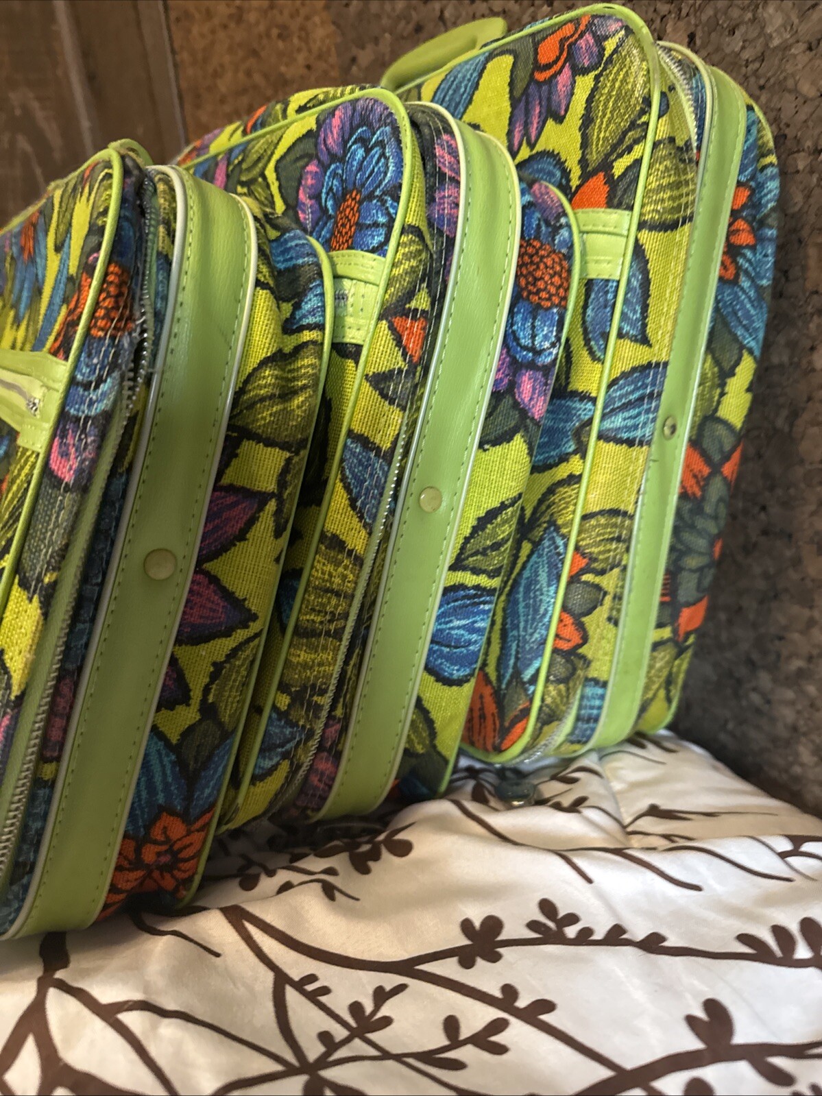 Vintage Strato Lite Green Suitcase Set Mint Condition