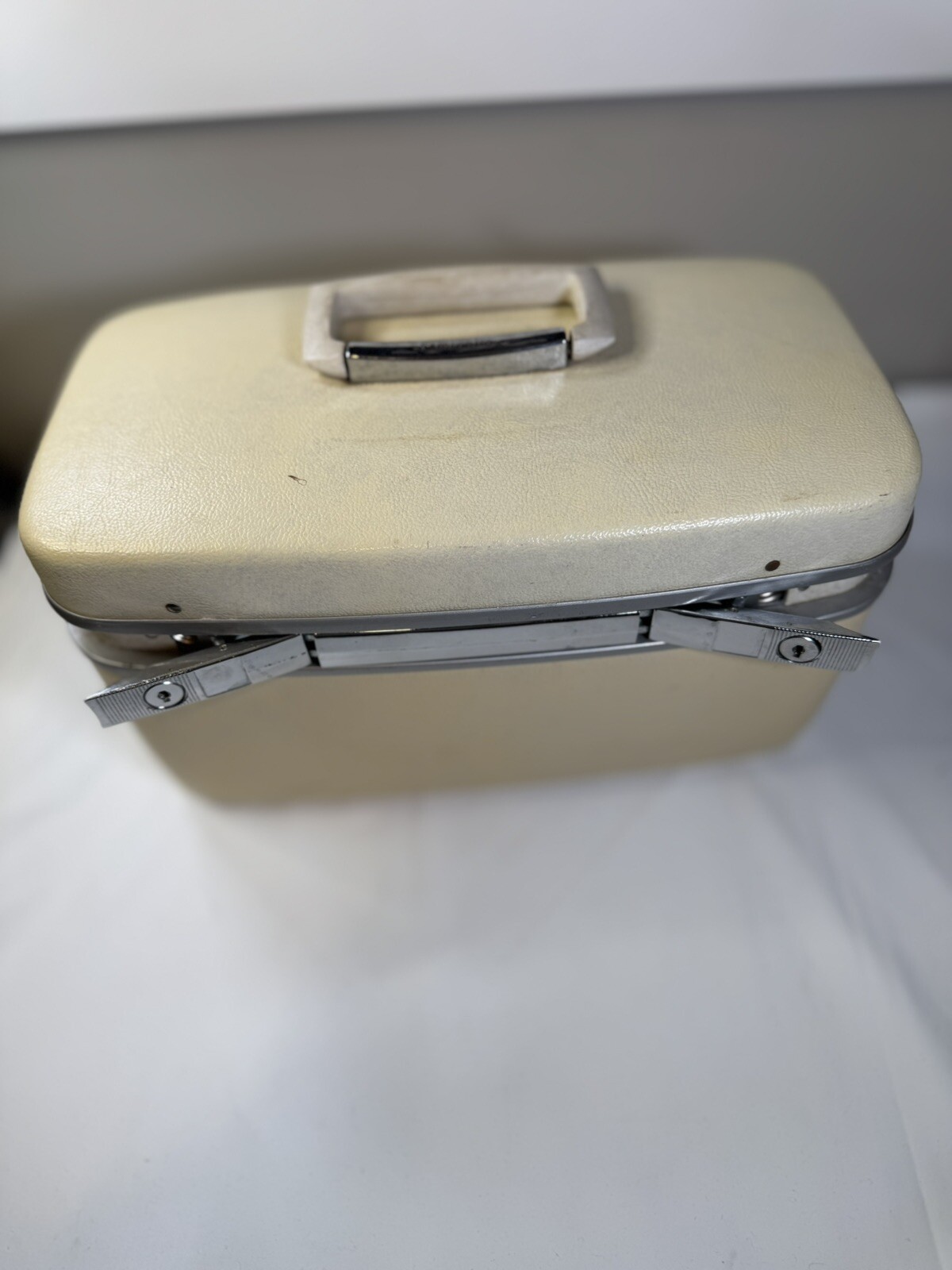 Samsonite Horizon Blue Train Cosmetic Makeup Case Carry On w/Key /Mirror