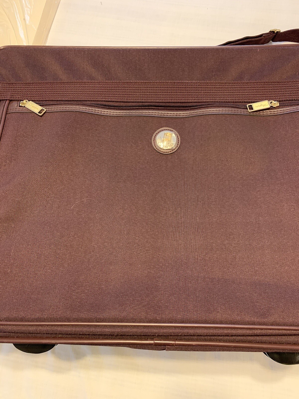 NewVintage Olympia Hanging Folding Travel Garment Bag Handle Strap Pocket 44×23”