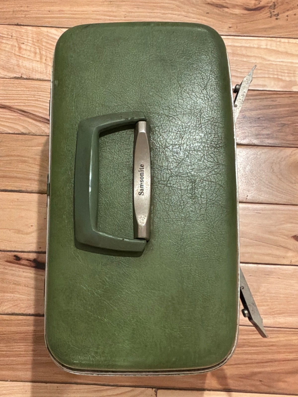 Vintage Samsonite Silhouette Olive Green Train Case Makeup Cosmetic Luggage