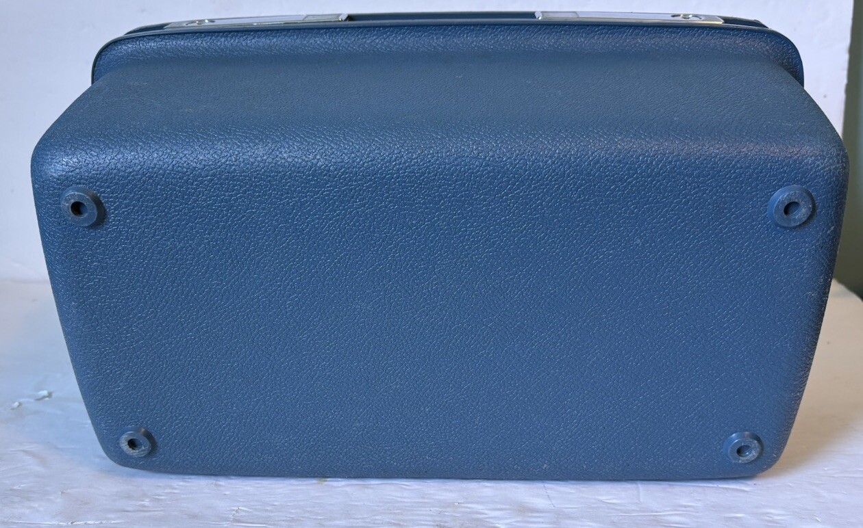 Vintage Samsonite Saturn Train Case Carry On Luggage Makeup Blue W/ Key NO Tray