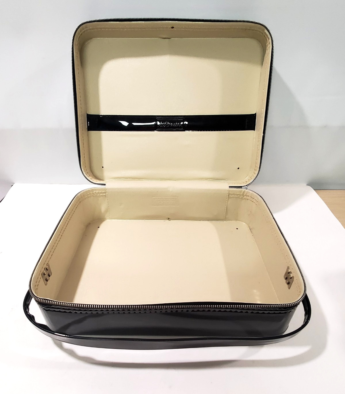Vintage 1960s Air-Lander Travel Carry-Alls Luggage Train Case Zipper Handle USA