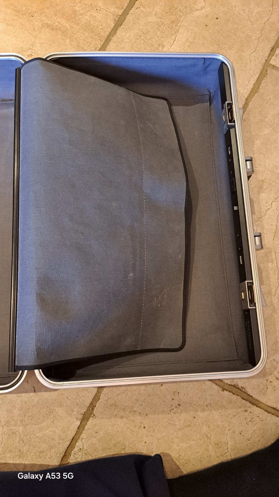 Zero Halliburton Aluminum One Suiter Luggage Case – Hard Shell Suiter – Vintage