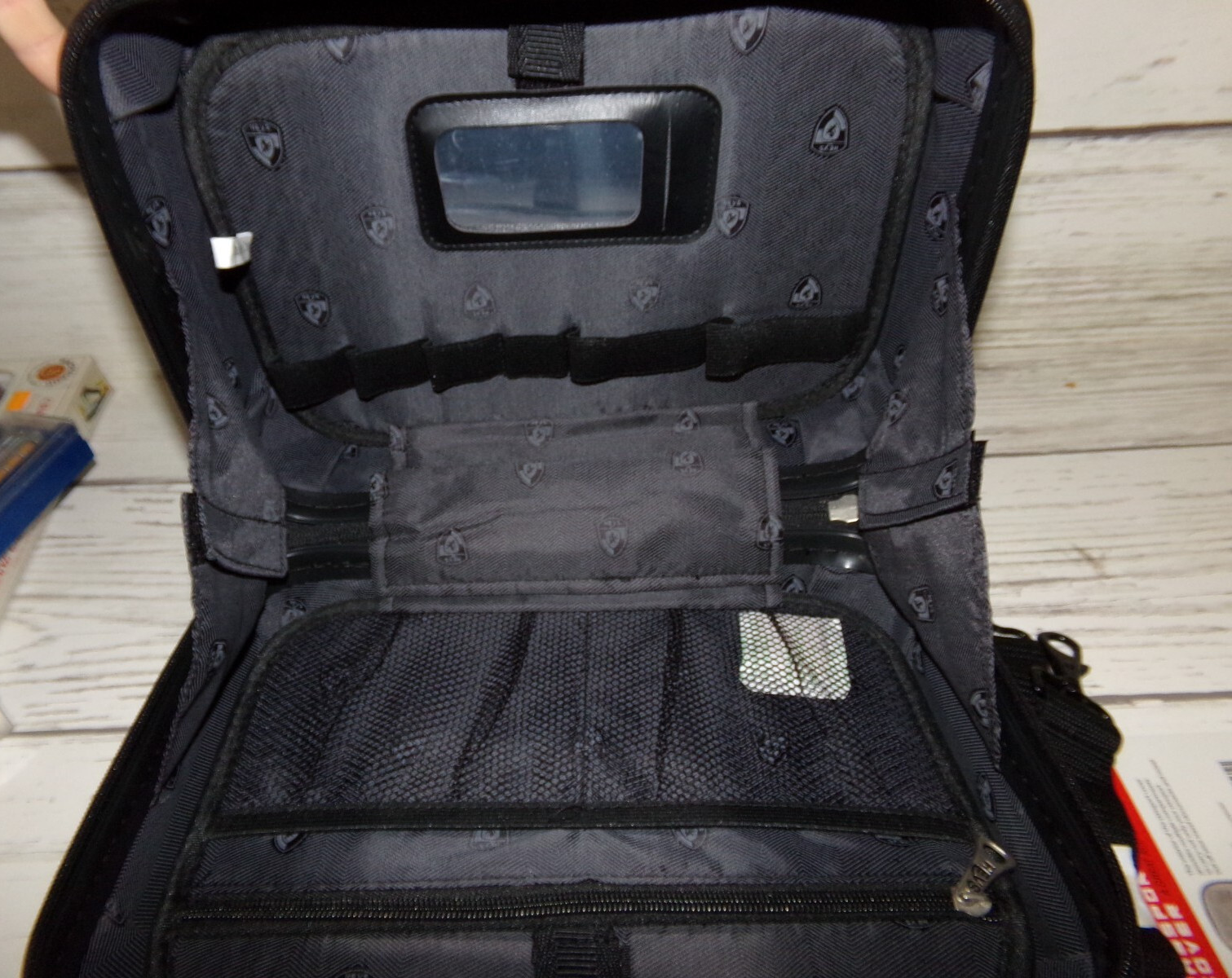 Luggage New Heys Zippered Hard Shell Makup Case Black w/ Strap