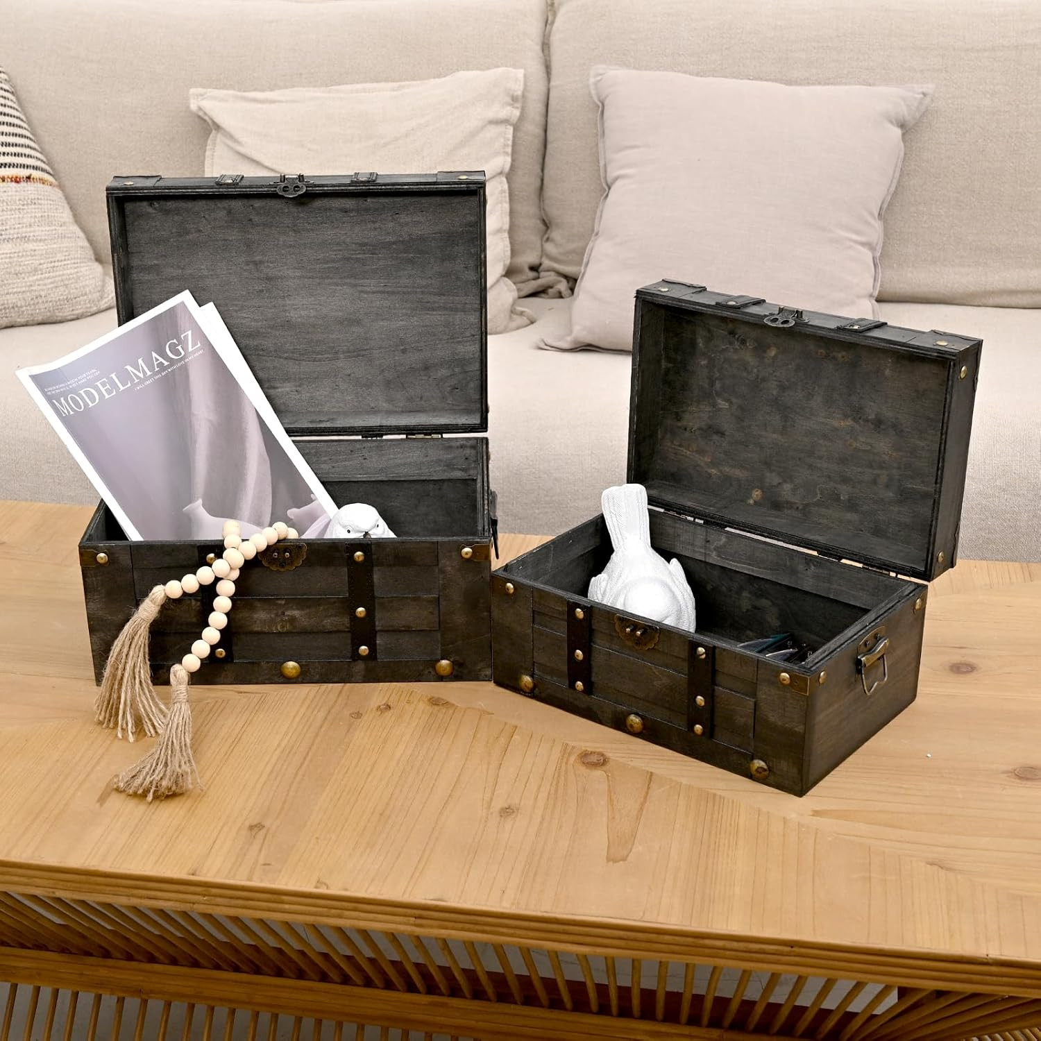 Wooden Vintage Luggage Trunks Set of 2, Decorative Antique Suitcase Storage Boxe