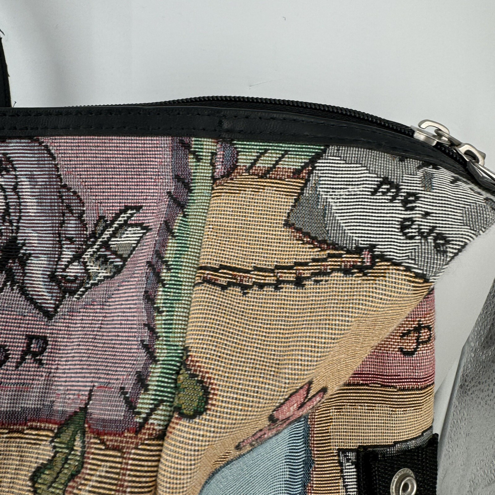 Vintage Disney Winnie The Pooh Tapestry Needlepoint Large Travel Bag Weekender