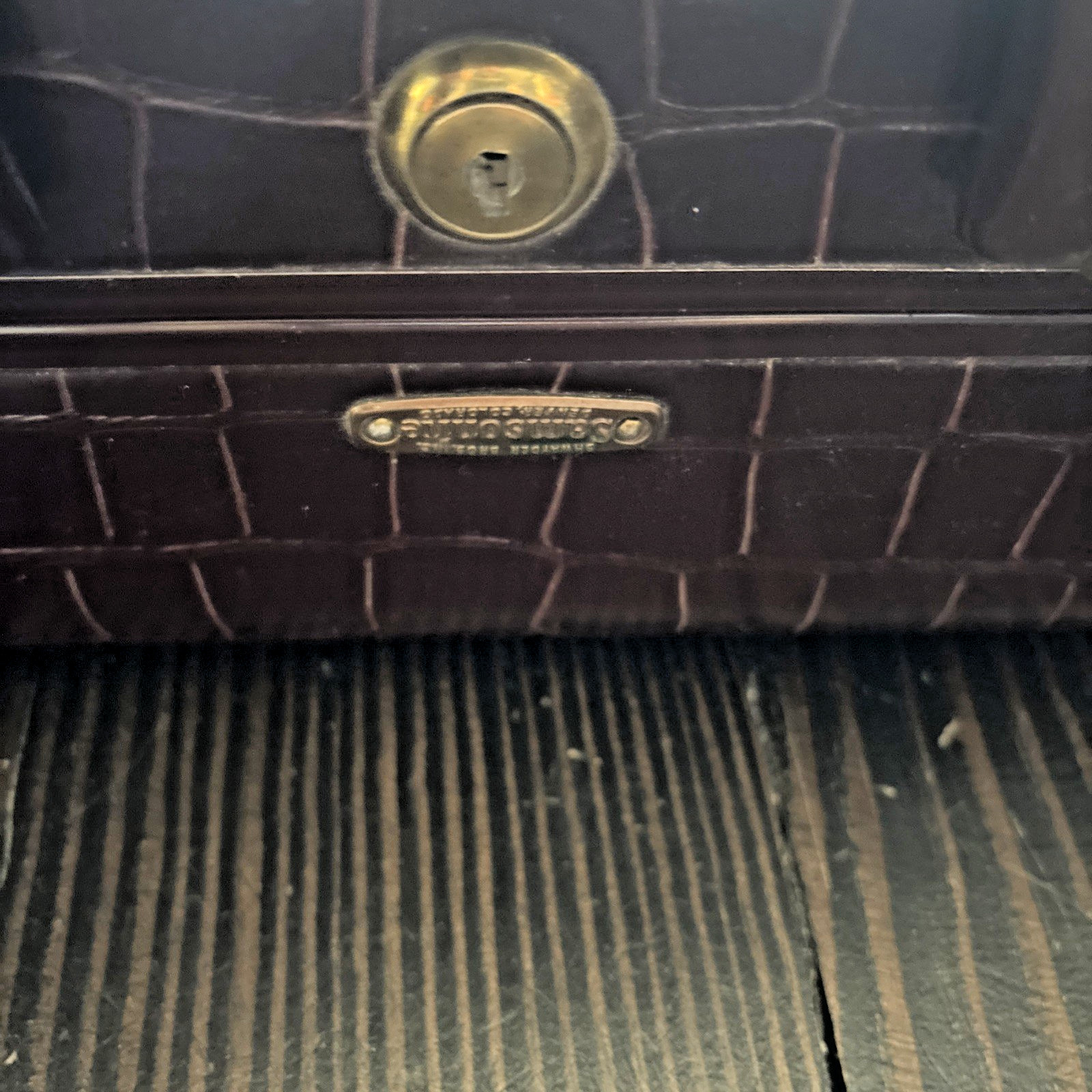 Vtg MCM Samsonite Faux Alligator Hard Suitcase Luggage 4121 Circa 1940s EUC