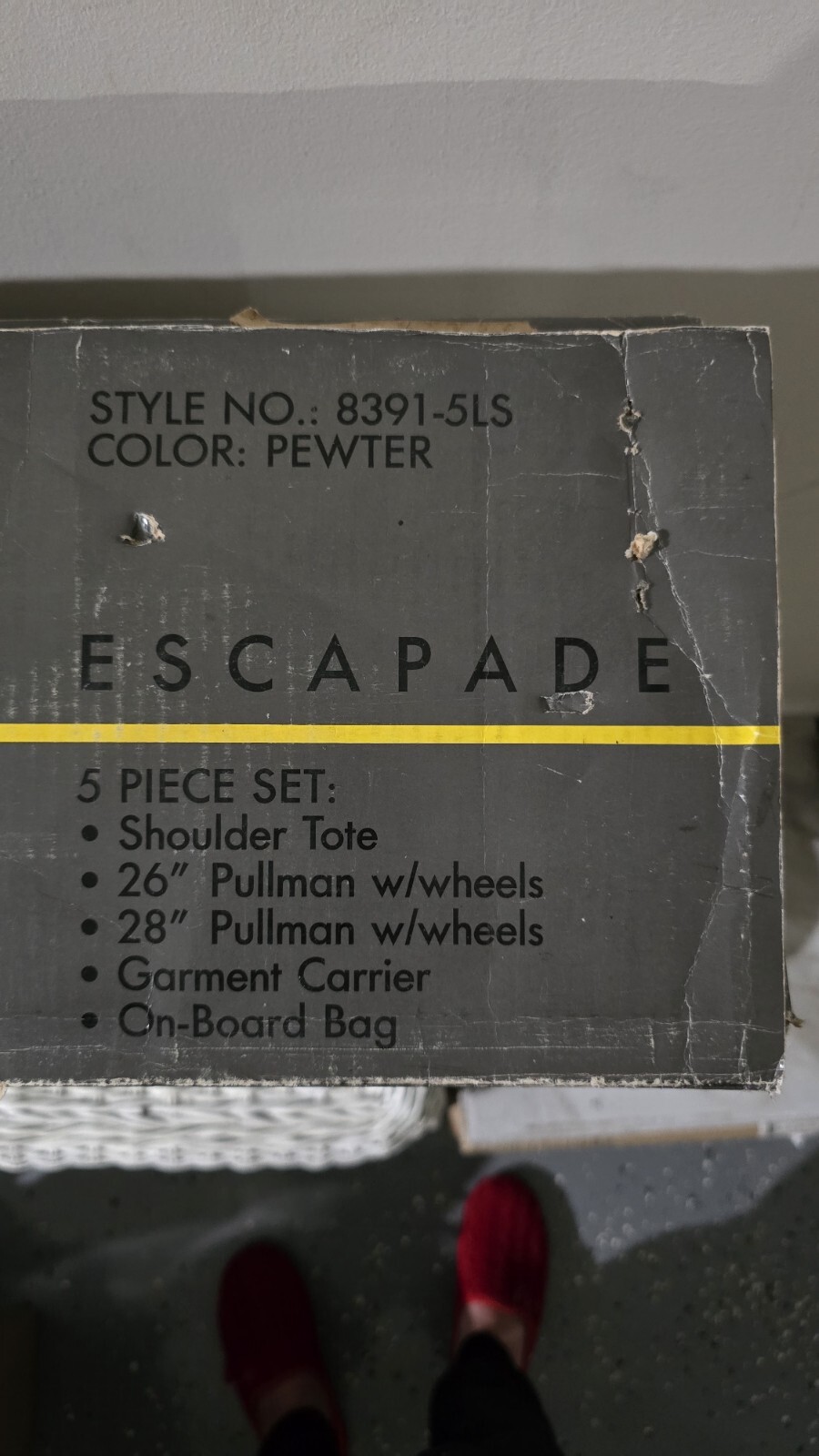 Vintage 1980sOleg Cassini Escapade 5 pcs Luggage Sets,in original box,Never used