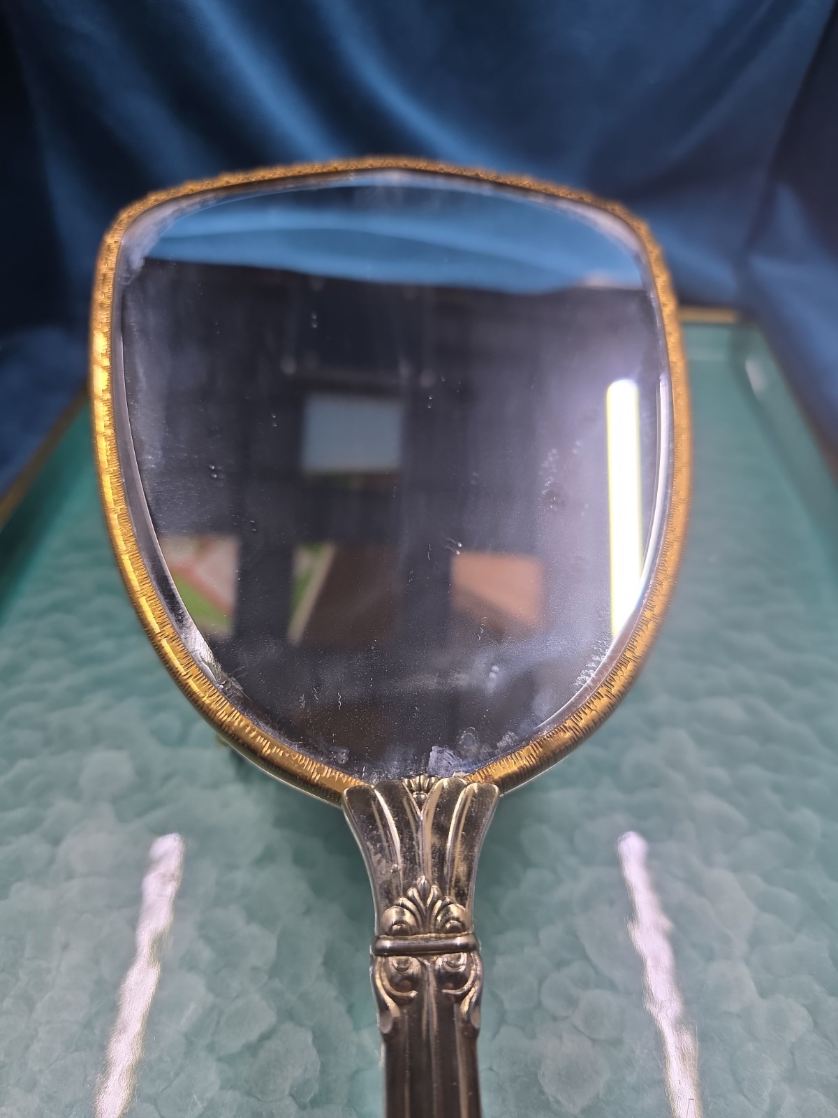 Green Leather Coronet Case with Embroidered Pattern Set