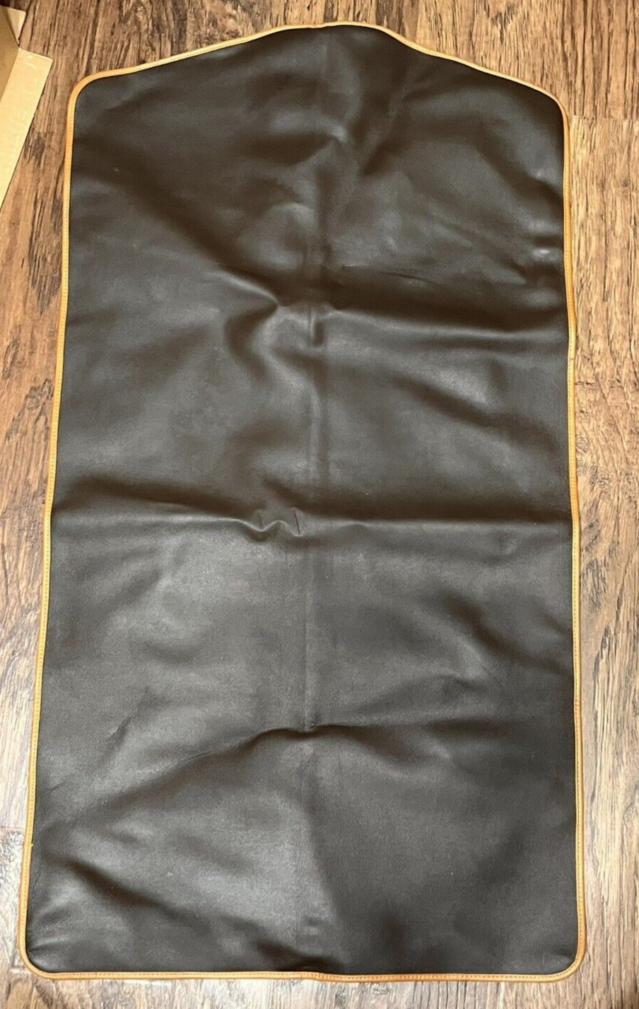 Vintage LE Aramis Faux Leather Classic Travel Garment Bag The Club Suiter No. 1
