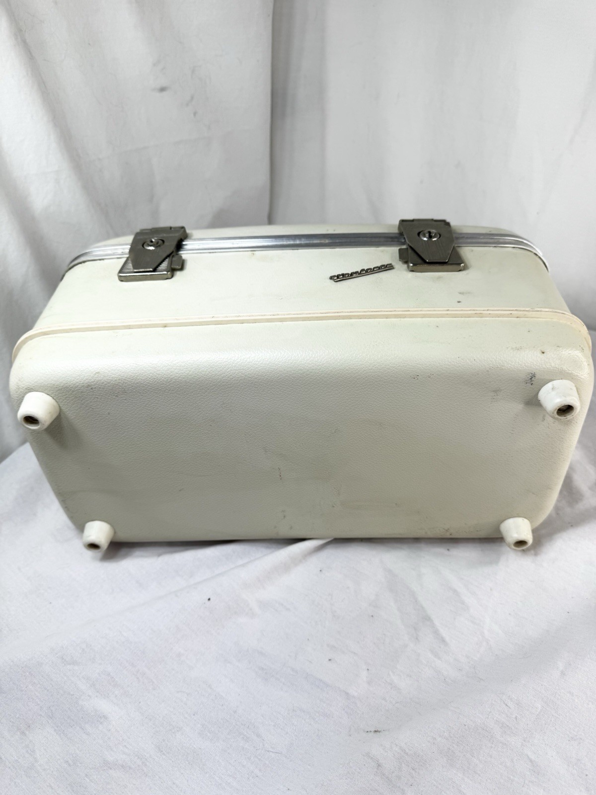 Vtg Wayfarer White Train Case Makeup Luggage Tray & Mirror 15x8x7″ H Hard Shell
