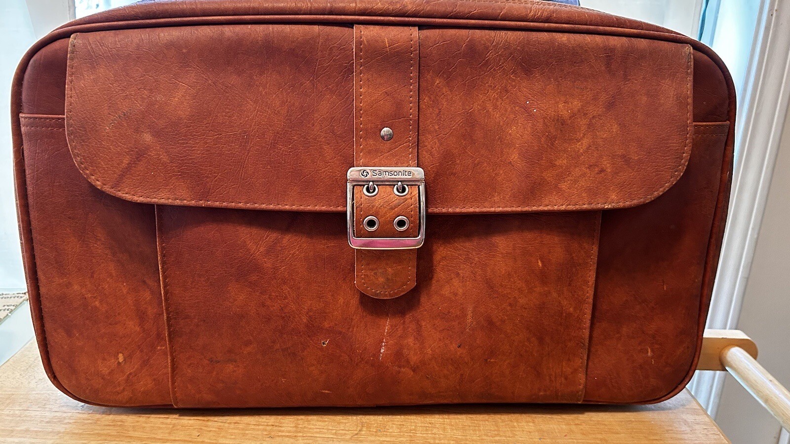 Vintage Leather Samsonite Sonora Medium Luggage BROWN Suitcase 24x15x9