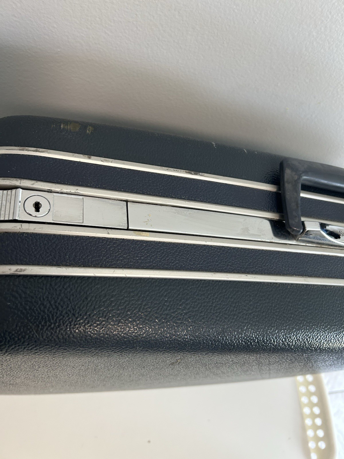 Vintage Luggage Suitcase Samsonite Silhouette Blue – 26 x 19 x 8