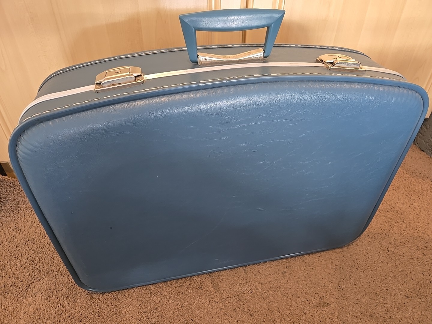 MCM Vintage 1970’s Powder Blue Hard Shell Nesting Luggage Suitcases Set Of 2