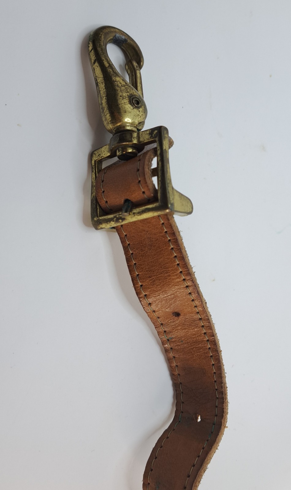 VINTAGE HARTMANN LUGGAGE LEATHER SHOULDER STRAP 31″ – 42″ USED BIN78
