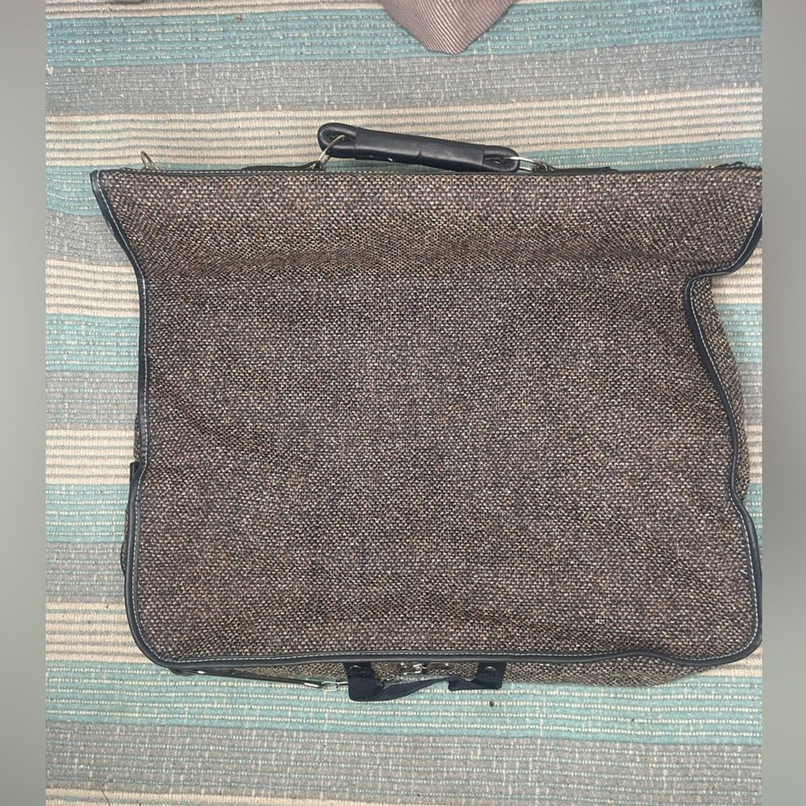 Jordache: vintage tweed and faux leather wardrobe bag