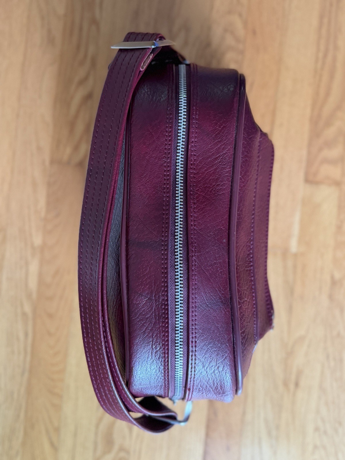 Vintage American Tourister Burgundy Faux Leather Shoulder Bag 14”x11”x6”