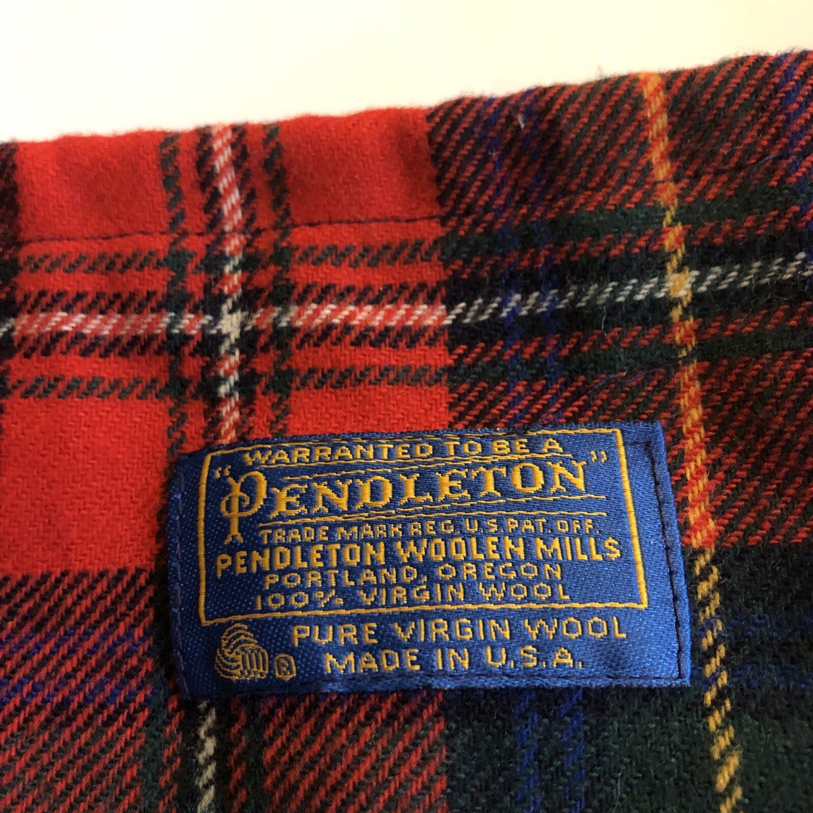 Pendleton Small Woolen Shoe Holder Bag Rustic Gift Wrap with Holes Red Plaid