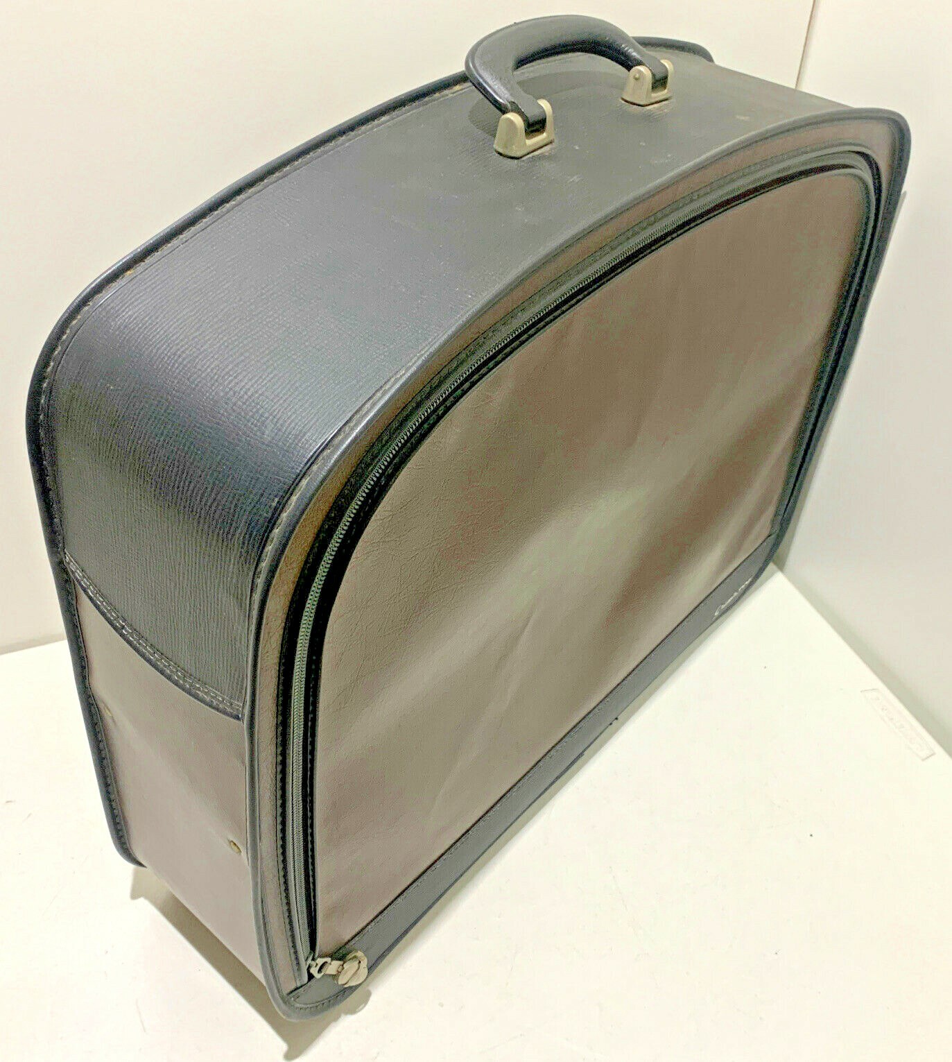 Vintage Spacemate Suitcase Atlantic Grasshopper Luggage Zipper Lid Lock Keys
