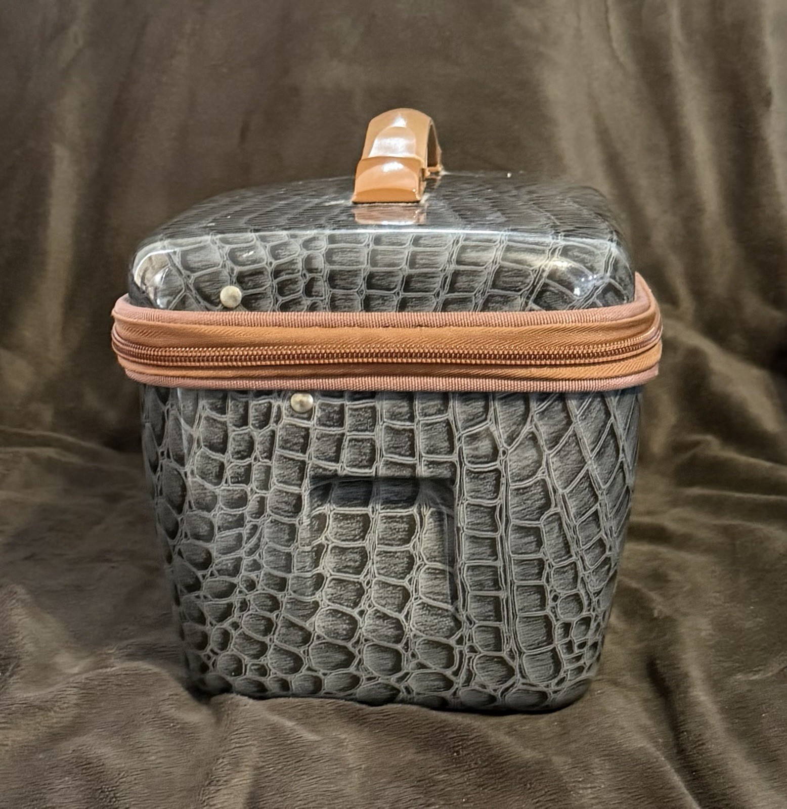 Samantha Brown Hard-sided Train Case Black & Grey w/ Brown Trim 14 x 8 x 8”