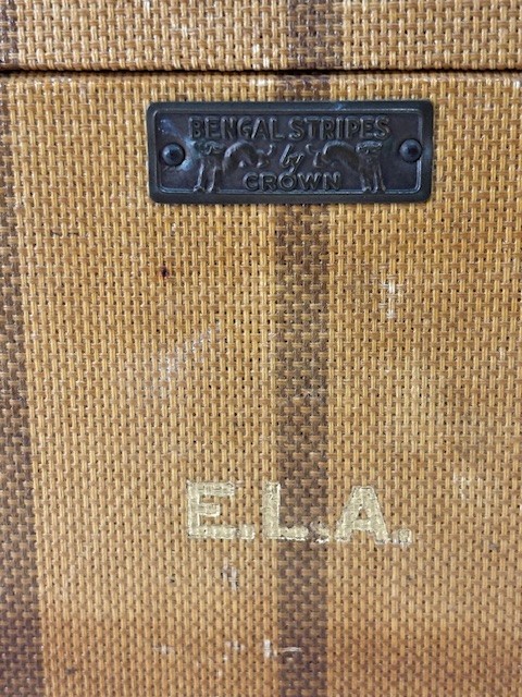 Vintage Crown Bengal Stripes Tweed Train Case w/ Leather Corners – E.L.A. 1950s