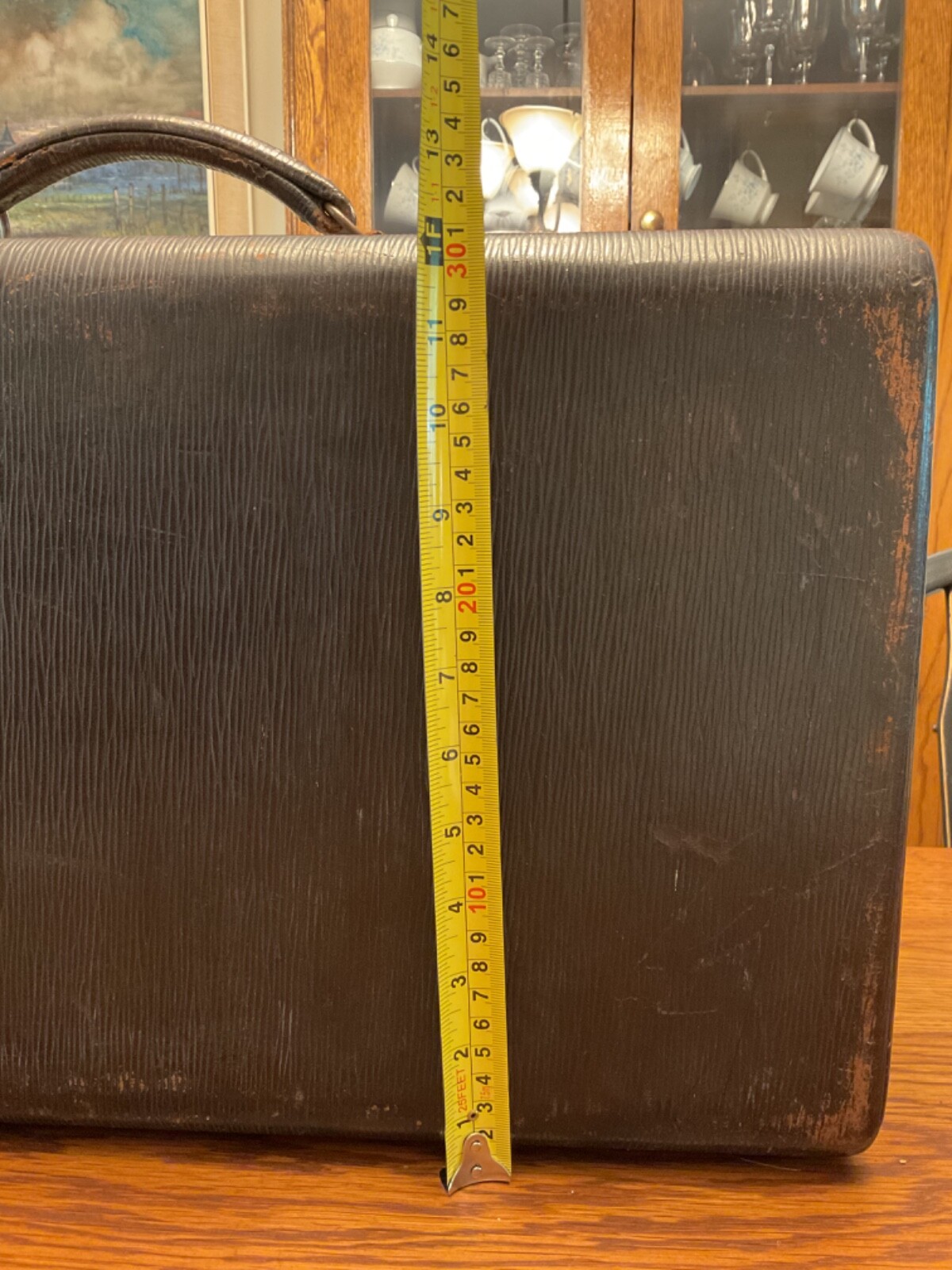 VTG 19.5x12x6″ Vanity Suitcase w/Accessories and KEYS