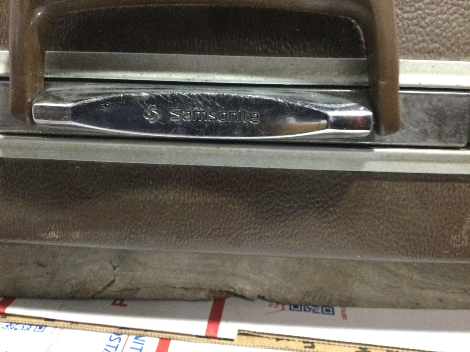 Vintage Samsonite Attache/Brief Case, Brown, NO Keys, Used, Good Condition