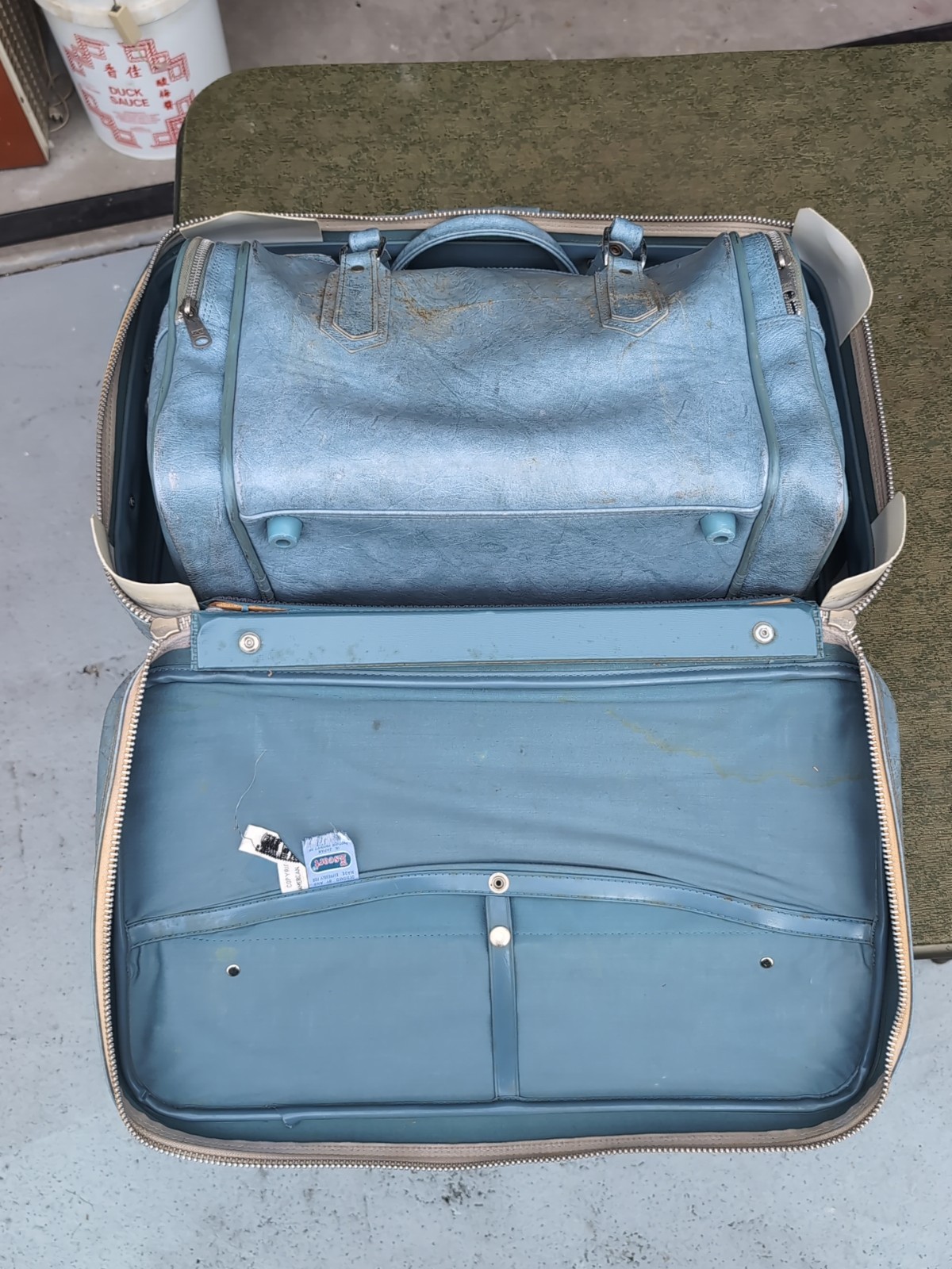 Vintage 1970s Pair American Tourister Escorts Carryon Luggage Bag In Baby Blue