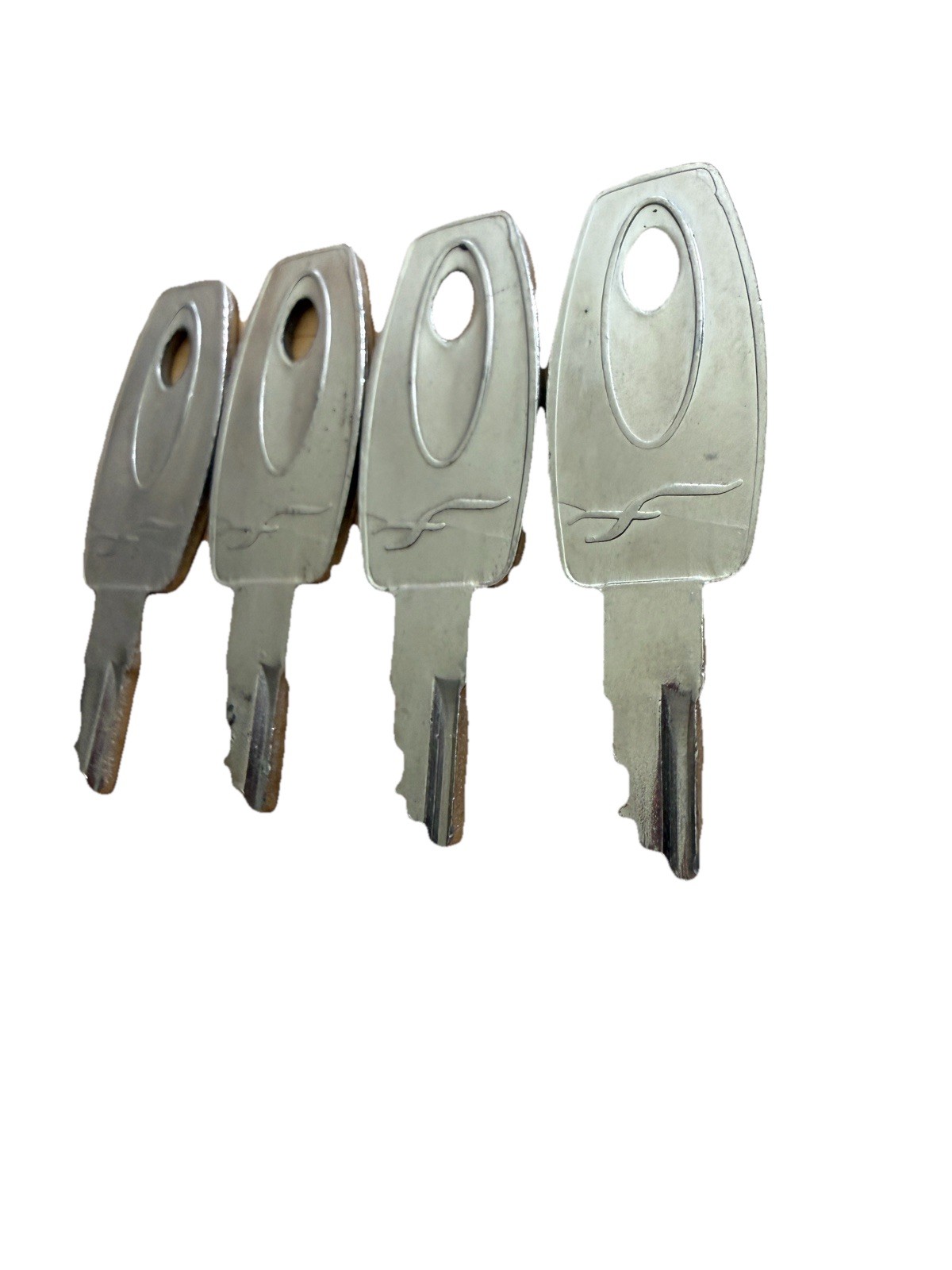 Vintage Set Of 4 Starflight Luggage Keys 2” Long For Your Vintage Luggage