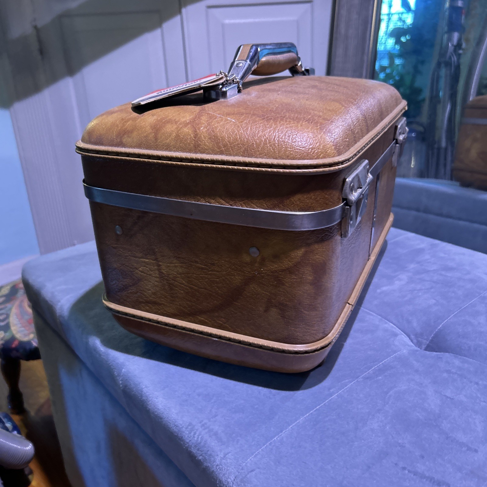 Vintage American Tourister Vanity Travel Train Case 14″ Brown Hard Shell Chrome