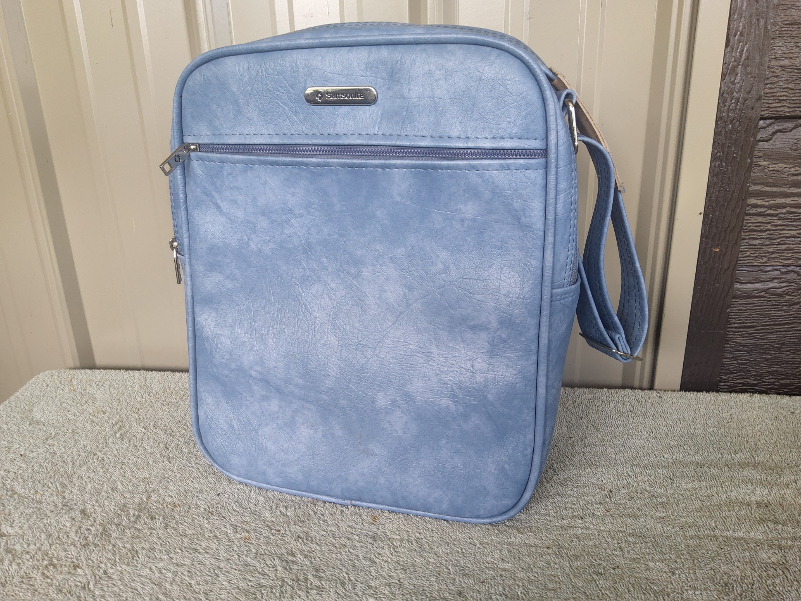 Vintage Samsonite Silhouette Carry On Overnight Travel Bag Blue Adjustable Strap