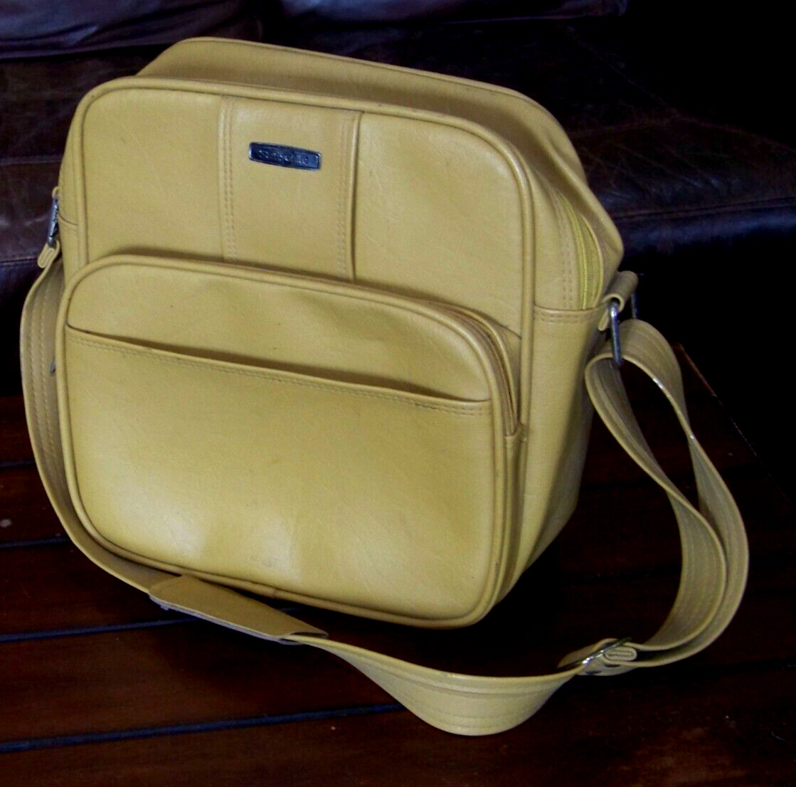 Vintage Samsonite Montbello II Shoulder Bag – 12″ x 11″ x 5.5″ – Yellow