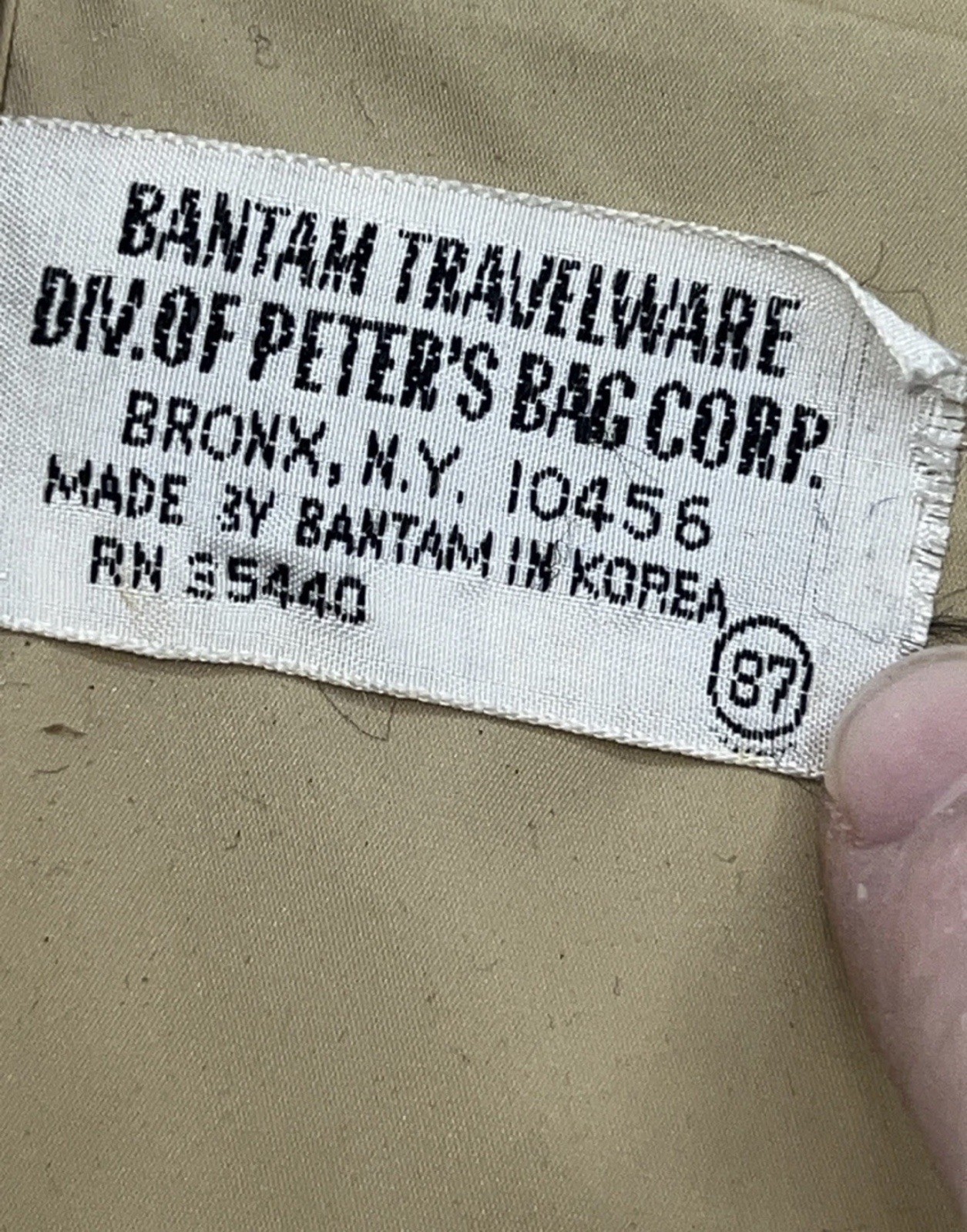 BANTAM TRAVELWARE Vtg 1960’s Fabric/canvas Floral Suitcase Retro