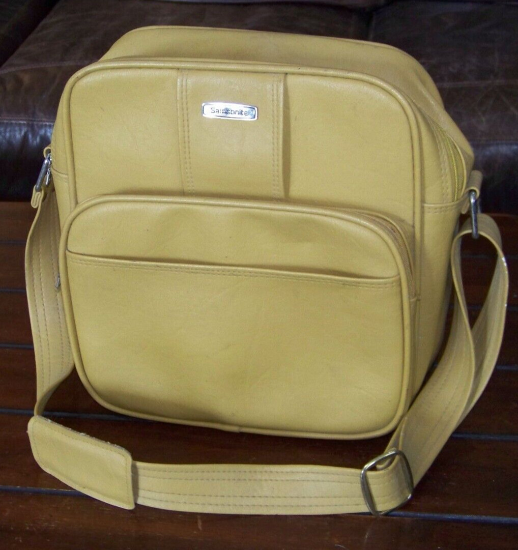 Vintage Samsonite Montbello II Shoulder Bag – 12″ x 11″ x 5.5″ – Yellow