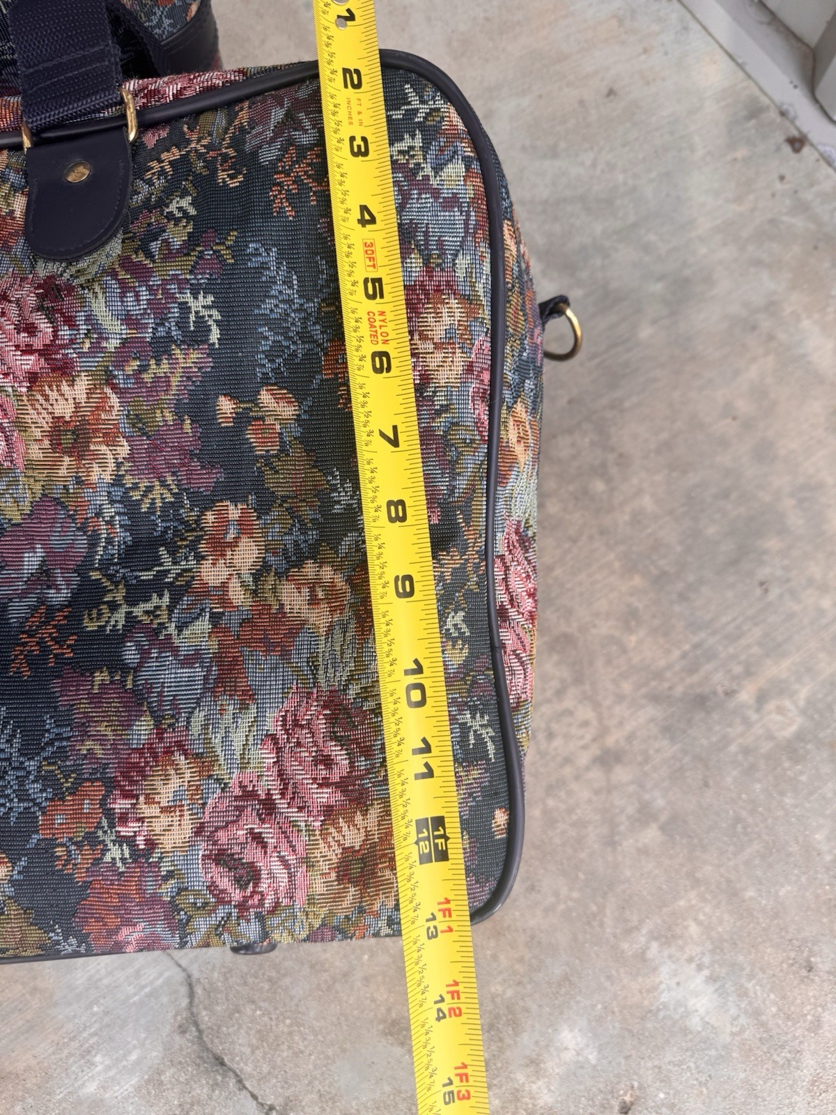Vintage Jaguar 2 Piece Floral Tapersty Luggage Set