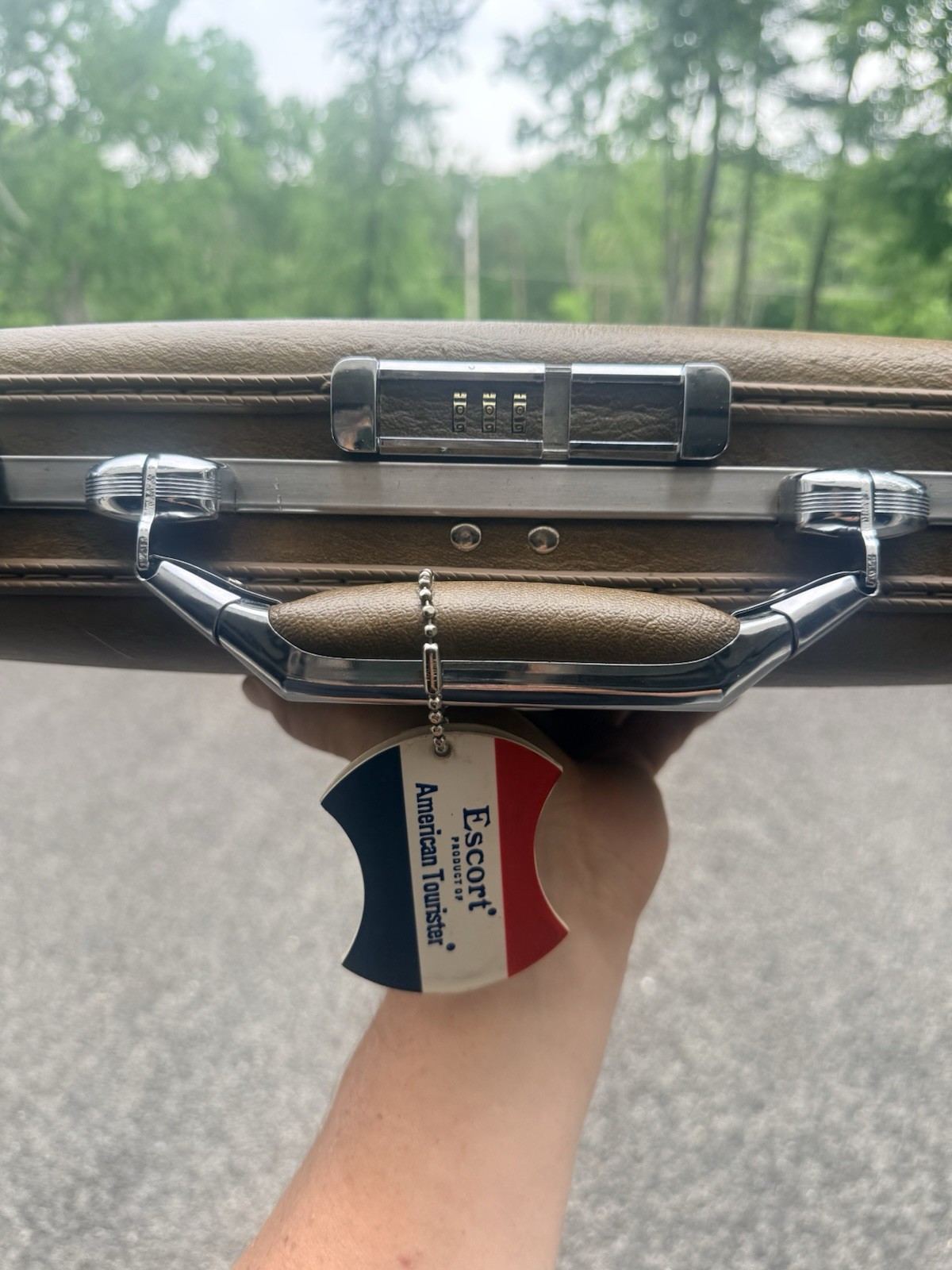 Vintage American Tourister Brown Hard Shell Escort Slim Briefcase NOS