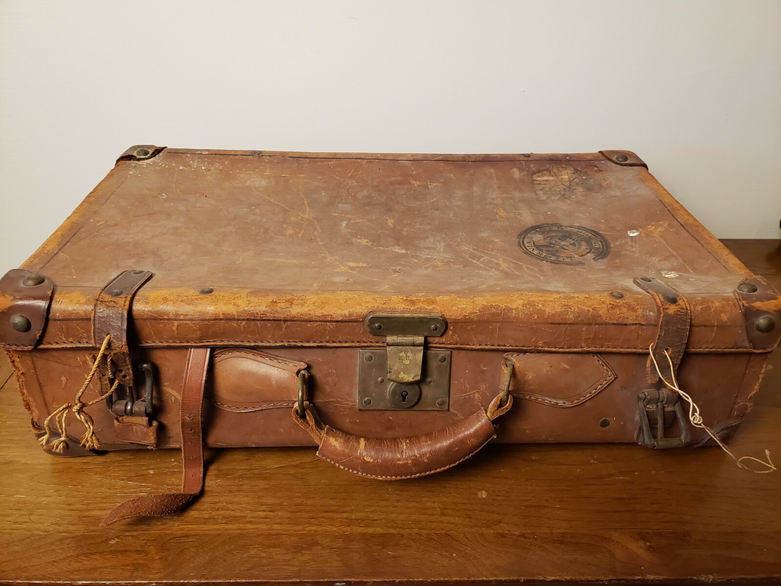 Vintage Antique LEATHER Train Case Suitcase Luggage Sante Fe Decor 🚂 👜