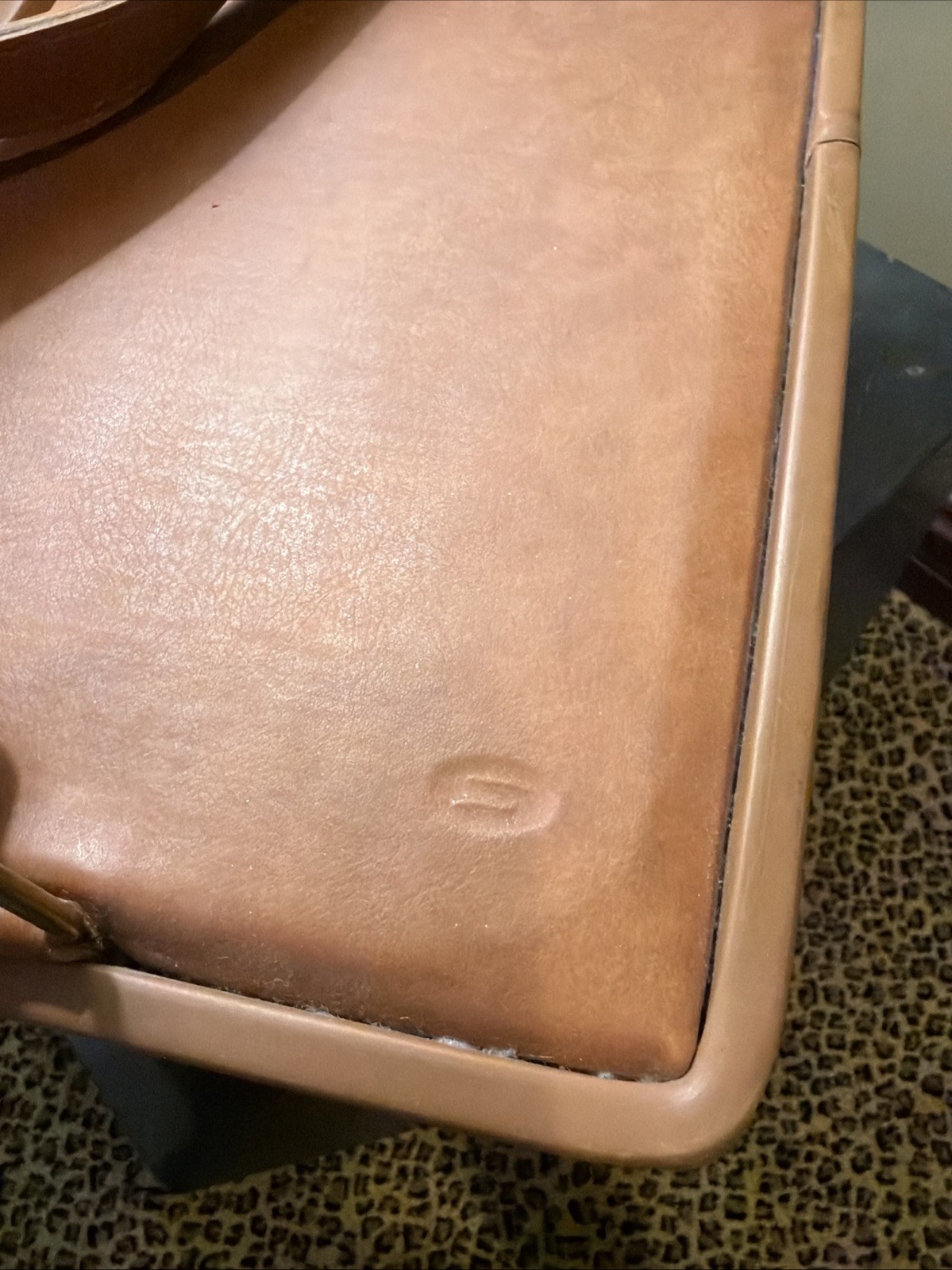 Hartman Luggage Large Vintage Brown Leather Paisley Interior Brass Hardware