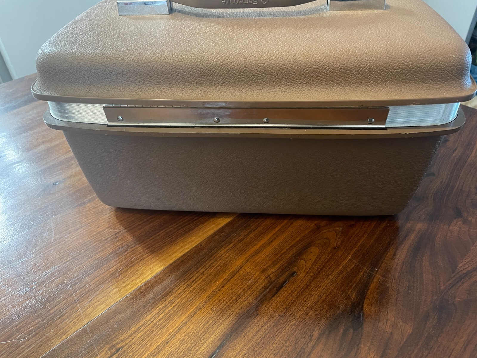 VTG Samsonite Train Case Montbello II Brown Luggage Case No Mirror or Tray