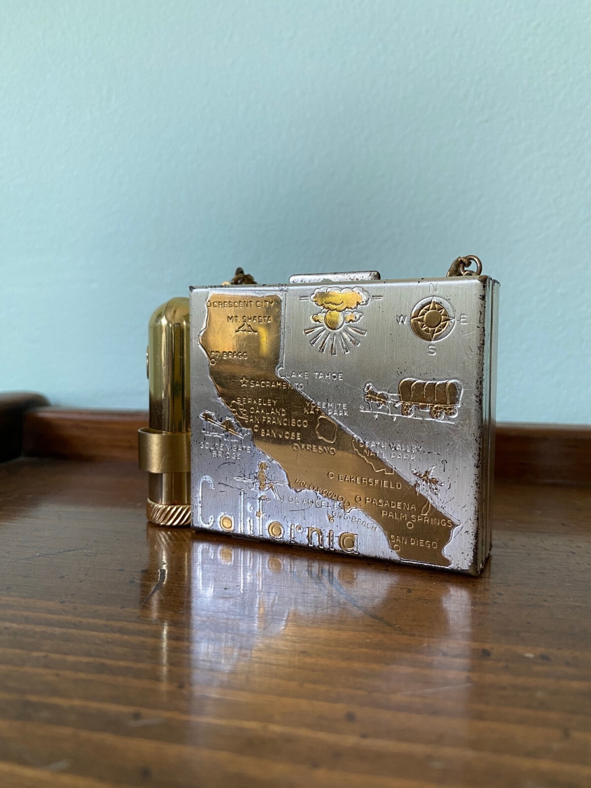Vintage 1950s California Map Souvenir Gold Mini Makeup Vanity Case Minaudiere