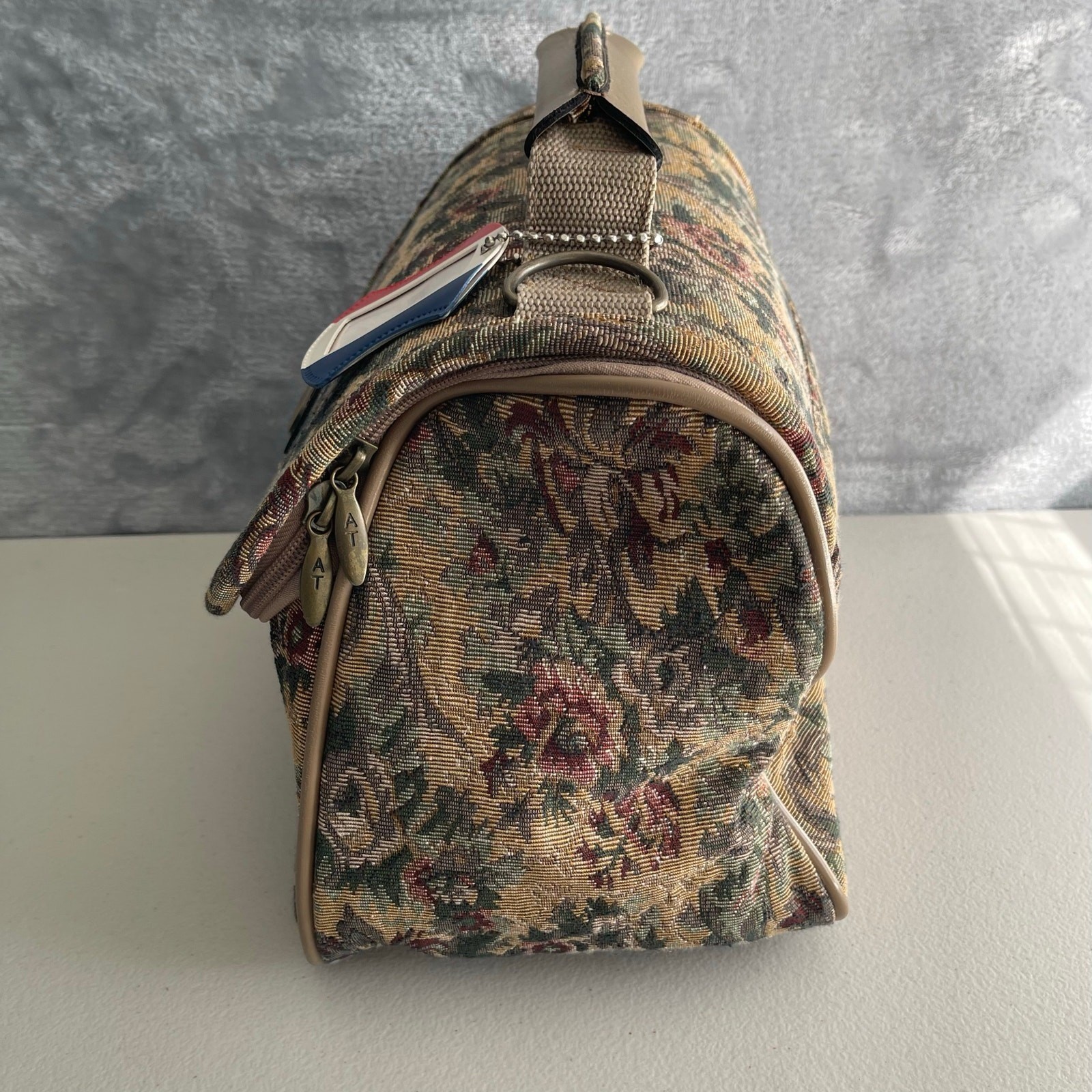 Vtg American Tourister Soft Train Case Luggage Make-up Carry-on Floral Tapestry